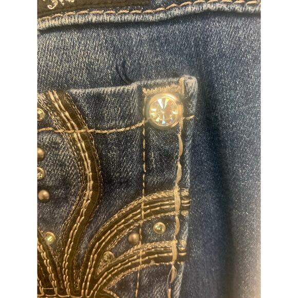 Miss Me sz‎ 31 Easy Boot Rhinestone embellished Fleur De Lis Jeans - Picture 11 of 14